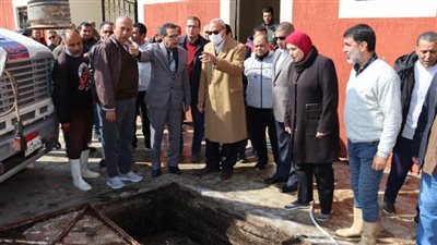 محافظ القليوبية يتفقد إصلاح عطل مفاجئ بخط صرف مجزر ببنها