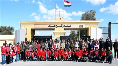 القوات المسلحة تنظم زيارة لوفد من أعضاء التمثيل العسكرى العربى والأجنبى لمعبر رفح ومستشفى العريش   