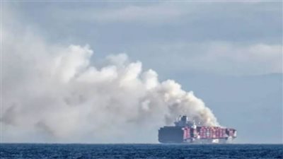 عاجل.. الحوثيون يهاجمون سفينة قبالة سواحل اليمن 