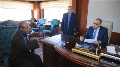 205 مواطنين يعرضون مطالبهم وشكواهم خلال اللقاء الجماهيري بسوهاج