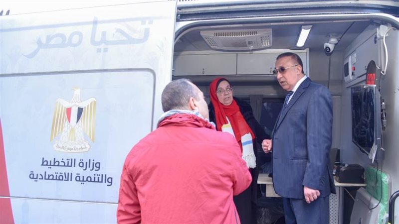 محافظ الإسكندرية