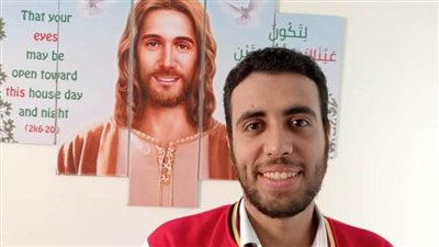 شاب مسيحي بالقليوبية يلتحق بقسم اللغة العربية والدراسات الإسلامية ويعمل معلمًا 