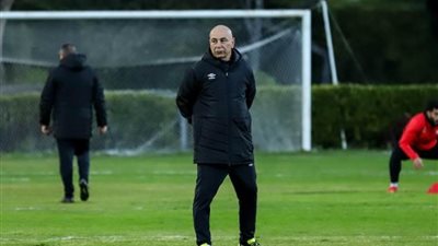  مودرن فيوتشر يهنئ حسام حسن على تدريب منتخب مصر