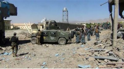 مقتل وإصابة 10 شرطيين على الأقل في هجوم بالقنابل شمال غرب باكستان