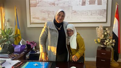 رئيس حي غرب تواصل عقد اللقاءات الجماهيرية للمواطنين وتشدد على الحل الفوري لأي شكوى