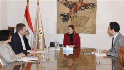 وزيرة الثقافة تلتقي مدير المجلس البريطاني لبحث المزيد من التعاون الفترة المقبلة