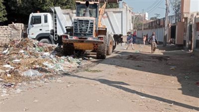 محافظ المنيا يوجه باستمرار حملات النظافة وخاصة بمحيط المدارس وتمهيد الطرق مع بدء الفصل الدراسي الثاني