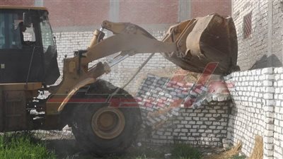 الموجة الـ 22  تنفذ 15 قرار إزالة على أملاك الدولة بكفر الشيخ 