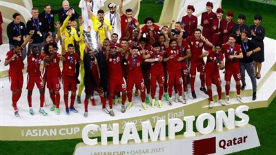 الشيخ تميم يهنئ المنتخب القطري بالفوز بكأس آسيا 