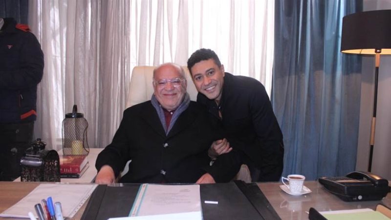 صلاح عبد الله مع