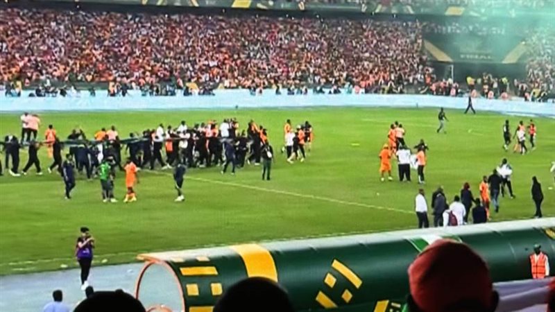 فرحة اللاعبين والجماهير