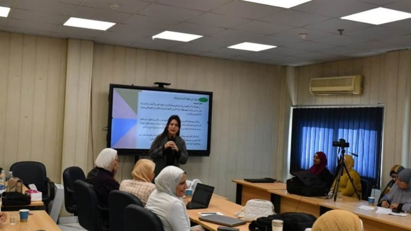 خلال الدورة التدريبية