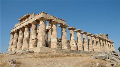 بدء أعمال معرض التصوير الفوتوغرافي 