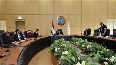 عاجل.. وزير النقل يستعرض مشروعات الوزارة أمام نواب محافظة دمياط 