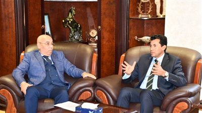 الدكتور أشرف صبحي وزير الرياضة يلتقي بالدكتور محمد الدهراوي رئيس اتحاد الكاراتيه