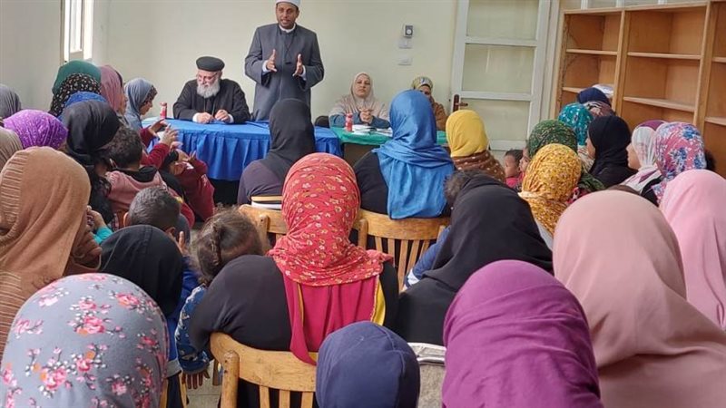 جانب من الندوات