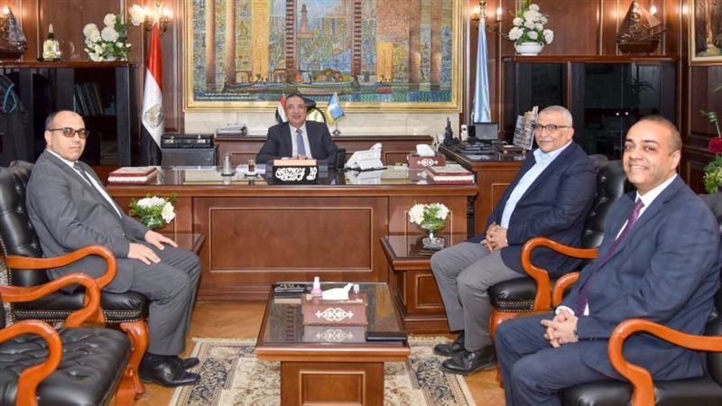 محافظ الإسكندرية