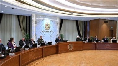 رئيس الوزراء يُتابع توافر السلع ومعارض 