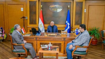 محافظ السويس يبحث مع رئيس الجامعة آليات إنشاء جامعة تكنولوجية بالمحافظة