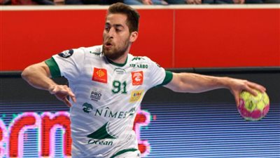 نجم منتخب اليد يحقق إنجازًا تاريخيًا في الدوري الفرنسي