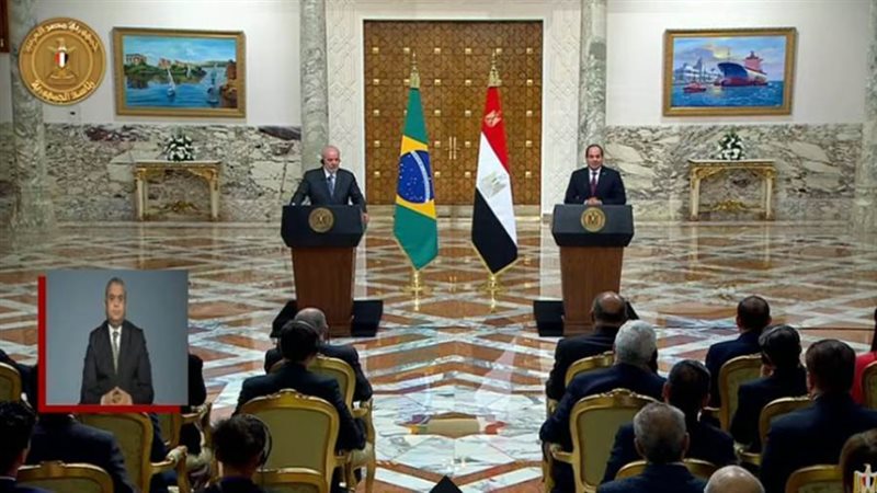 الرئيسان خلال المؤتمر