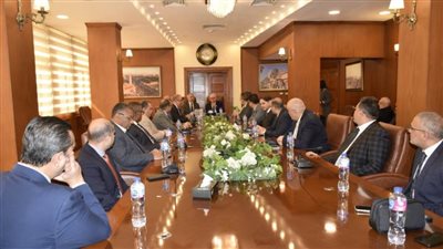 محافظ بورسعيد يستقبل رئيس الأكاديمية العربية للعلوم والتكنولوجيا والنقل البحري