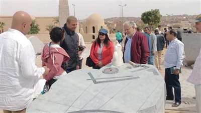 برلمانيون يزورون سيمبوزيوم أسوان الدولي لفن النحت على الجرانيت