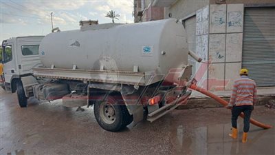 كسح مياه الأمطار وجاهزية المعدات لمجابهة التغيرات المناخية بكفر الشيخ