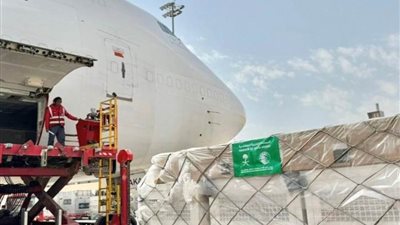 مغادرة الطائرة الإغاثية السعودية السادسة لمركز الملك سلمان للإغاثة تحمل مساعدات للشعب الأوكراني