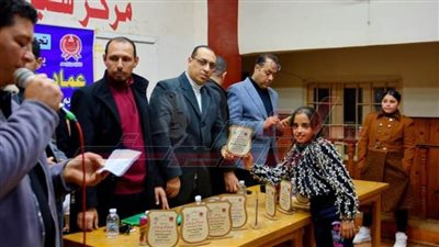 تكريم المتفوقين بالثانوية العامة والإعدادية والابتدائية بكفر الشيخ