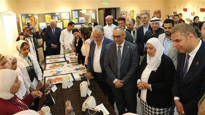نائب محافظ أسوان ورئيس قصور الثقافة يشهدان ختام أسبوع 