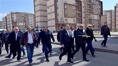 مدبولي يتابع موقف الوحدات المخصصة بالحي السكني الثالث R3 للموظفين المنتقلين للعاصمة الإدارية الجديدة