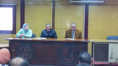 وكيل تعليم البحيرة يجتمع مع مديري مدارس المبادرة الرئاسية 1000 مدير مدرسة