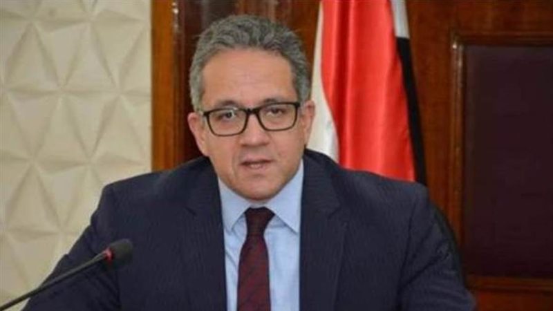 الدكتور خالد العناني