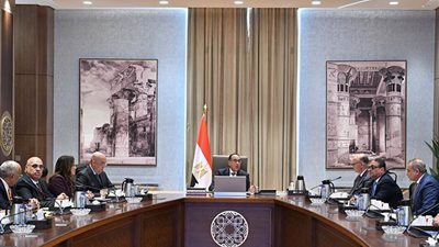 مدبولي: ضرورة وجود كيان مسؤول عن إدارة المشروعات الجاري تنفيذها في القاهرة التراثية