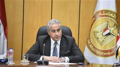 وزير العمل يؤكد أهمية التزام شركات إلحاق العمالة بالخارج بكافة الشروط والإجراءات الرسمية