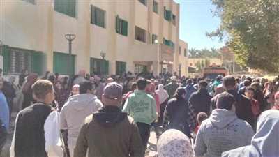 سقوط مدرج السيرك علي طلاب المدارس بالوادي الجديد والمحافظ يقرر إغلاق السيرك 