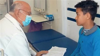 الكشف على 1759 مواطناً مجانا بقافلة طبية مجانية في كفر شكر