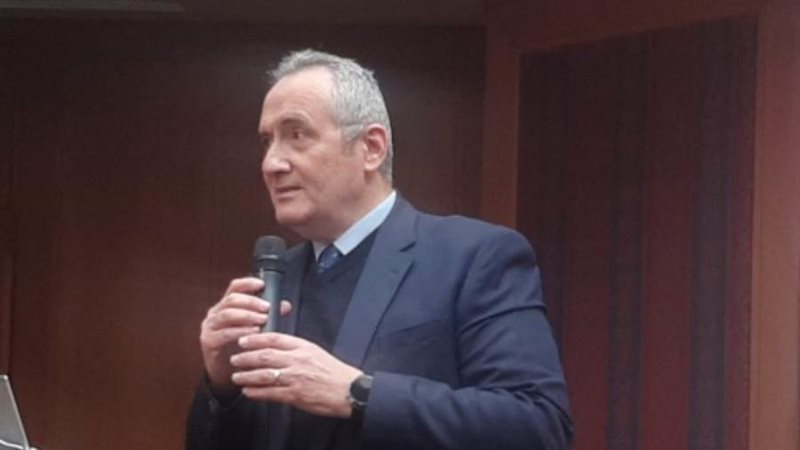 رئيس الهيئة خلال