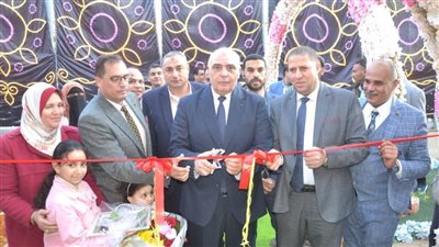 افتتاح معرض 