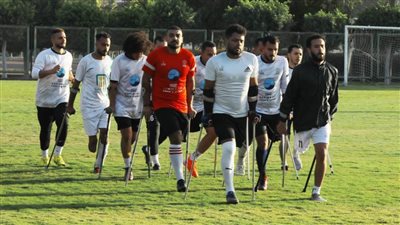 انطلاق مباريات دوري كرة القدم للساق الواحدة أول مارس