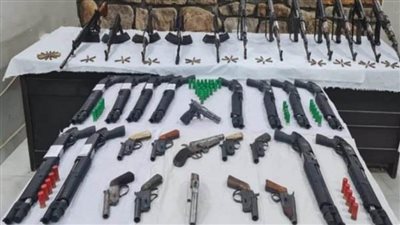 ضبط 85 سلاحا ناريا وتنفيذ 530 حكما قضائيا متنوعا في حملة أمنية موسعة بأسيوط