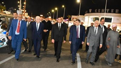 وزير التنمية المحلية ومحافظ جنوب سيناء يتفقدان السوق القديم بشرم الشيخ