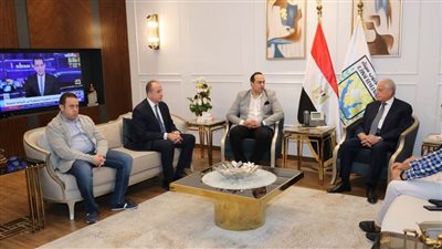 رئيسا الرعاية الصحية وشركة إماراتية يبحثان تعزيز السياحة العلاجية مع محافظ جنوب سيناء