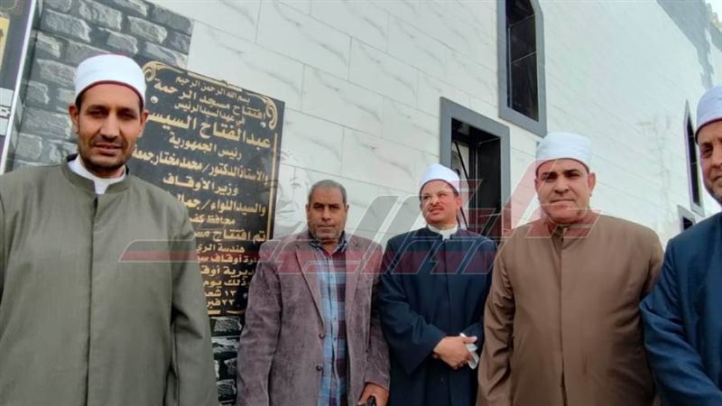 خلال إفتتاح المسجد