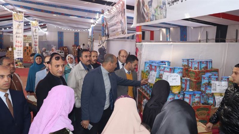 منافذ بيع السلع ببنى