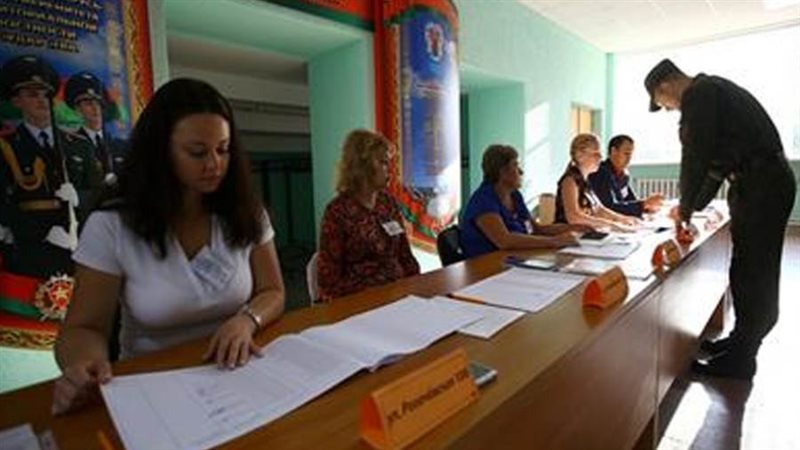 بدء التصويت بالانتخابات