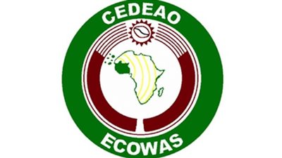 غرب إفريقيا يشهد حراكا اقتصاديا وسياسيا بعد قرارات رفع العقوبات عن ثلاثة من أعضاء 