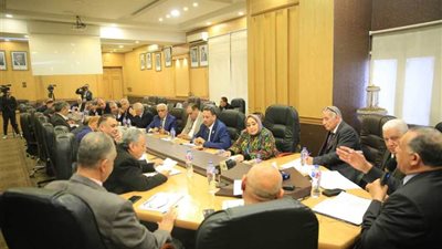 مجلس نقابة المحامين يطالب المرشحين بسرعة تسليم الفيش الجنائي