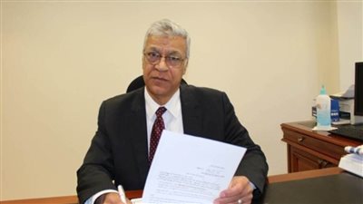 فوسفات مصر تدرس إقامة أول مدرسة للتعدين في الوادي الجديد